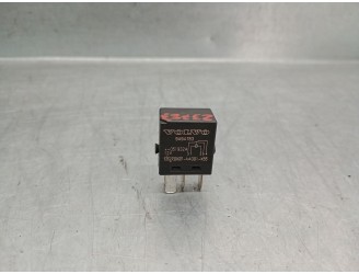 Recambio de rele para volvo xc90 2.4 diesel cat referencia OEM IAM 9494783 