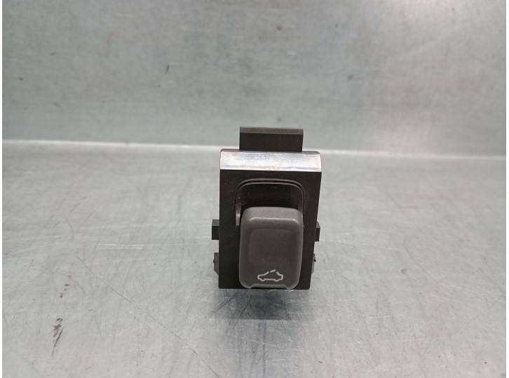 Recambio de mando techo solar para volvo xc90 2.4 diesel cat referencia OEM IAM 9168160 9168160 