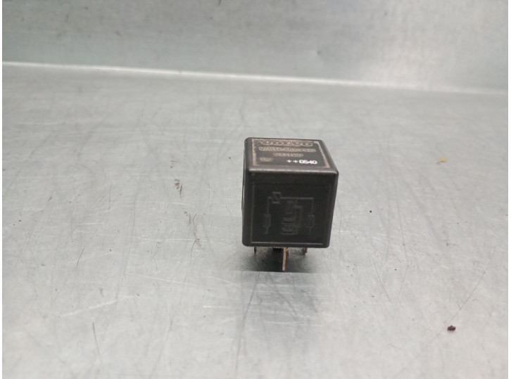 Recambio de rele para volvo xc90 2.4 diesel cat referencia OEM IAM 9441160 9441160 