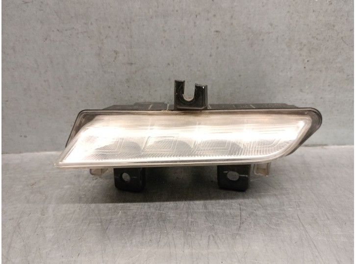 Recambio de piloto delantero izquierdo para renault clio iv 1.5 dci diesel fap energy referencia OEM IAM 266059367R 266059367R V