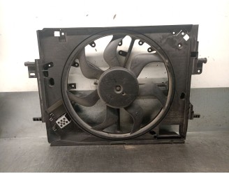 Recambio de electroventilador para renault captur ii (hf_) lpg (hfmt) referencia OEM IAM 214810411R 214752353R VALEO