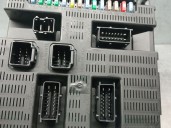 Recambio de caja reles / fusibles para citroën c3 1.4 hdi referencia OEM IAM 9663576280 9663576280 