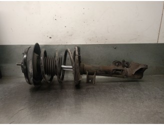 Recambio de amortiguador delantero derecho para mercedes-benz clase clk (w209) coupe 2.7 cdi 20v cat referencia OEM IAM A2093200