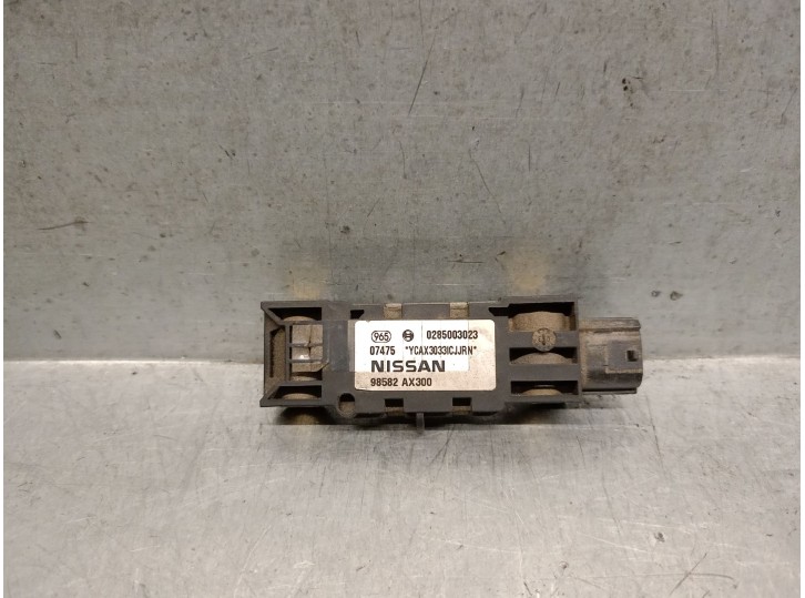 Recambio de sensor impacto para nissan micra (k12e) 1.4 cat referencia OEM IAM 98582AX300  