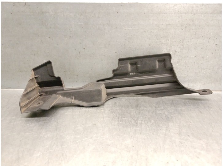 Recambio de molduras delanteras para nissan micra (k12e) 1.4 cat referencia OEM IAM 62823AX600 62823AX600 