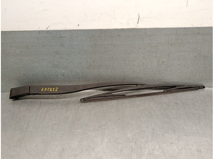 Recambio de brazo limpia trasero para opel astra g berlina 2.0 dti referencia OEM IAM 9130603 90559442 