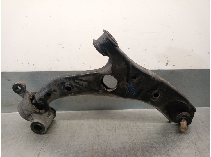 Recambio de brazo suspension inferior delantero derecho para mazda 3 lim. (bl) 2.2 turbodiesel cat referencia OEM IAM B60S34350G