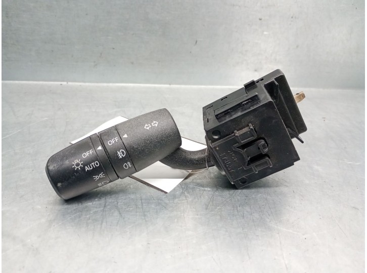 Recambio de mando luces para mazda 3 lim. (bl) 2.2 turbodiesel cat referencia OEM IAM BAAR66122 BAAR66122 