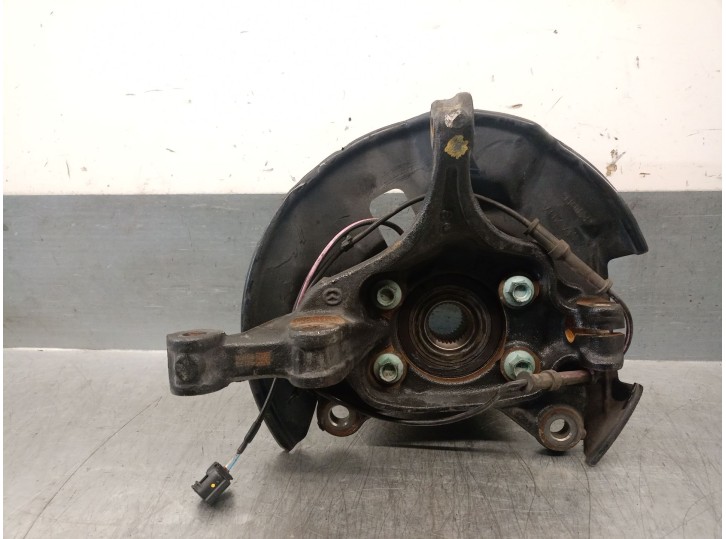 Recambio de mangueta delantera derecha para mazda 3 lim. (bl) 2.2 turbodiesel cat referencia OEM IAM B45A33021 B45A33021 