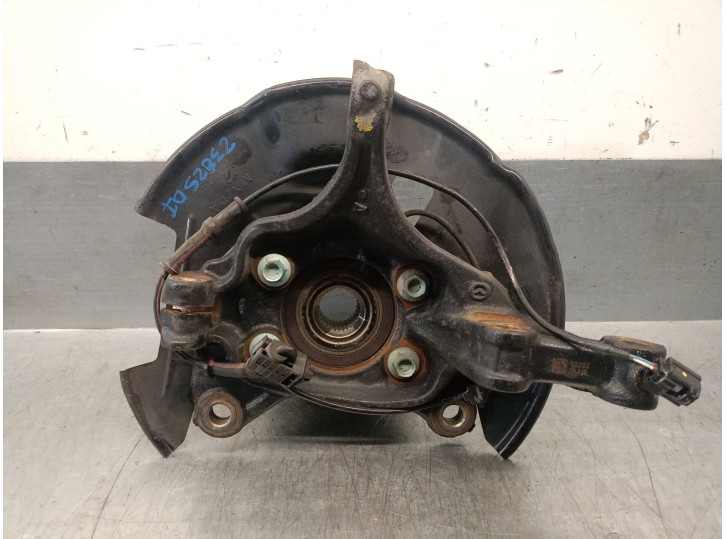 Recambio de mangueta delantera izquierda para mazda 3 lim. (bl) 2.2 turbodiesel cat referencia OEM IAM B45A33031 B45A33031 