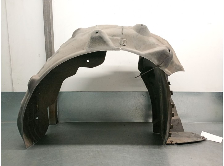 Recambio de paso rueda trasero izquierdo para mazda 3 lim. (bl) 2.2 turbodiesel cat referencia OEM IAM B45A561J1A B45A561J1A CES