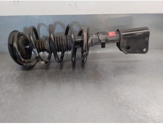 Recambio de amortiguador delantero derecho para renault espace iv (jk0) 3.5 v6 referencia OEM IAM 8200657085 8200657085 