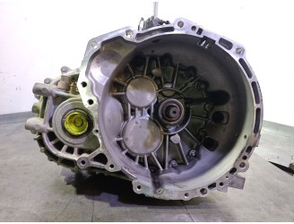 Recambio de caja cambios para kia carnival 2.9 crdi cat referencia OEM IAM 4300038050 4300038050 Y070511074 WIA