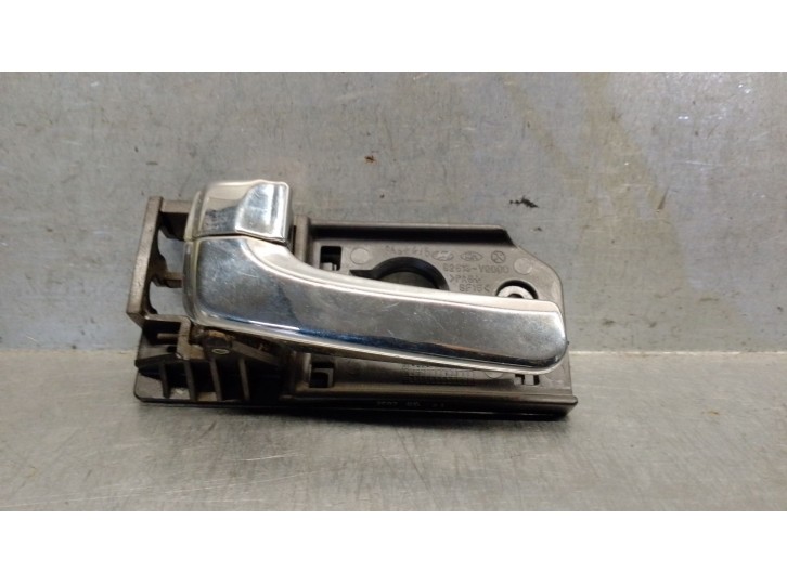 Recambio de maneta interior delantera izquierda para kia carnival 2.9 crdi cat referencia OEM IAM 82613V0000 826114D000VA 