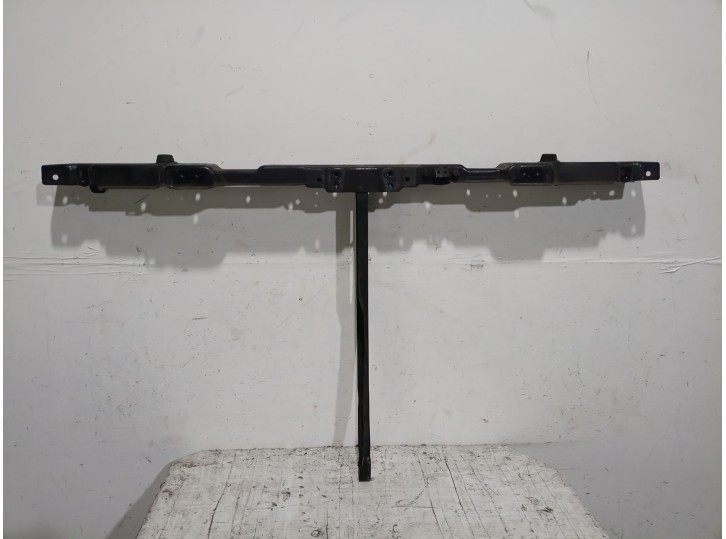 Recambio de panel frontal para kia carnival 2.9 crdi cat referencia OEM IAM 5697001 
