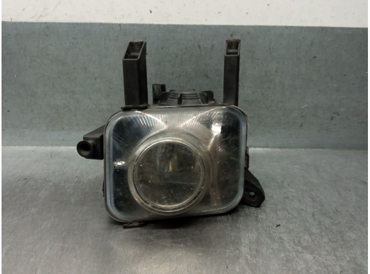 Recambio de faro antiniebla derecho para opel meriva a 1.7 16v referencia OEM IAM 301392437 13235806 
