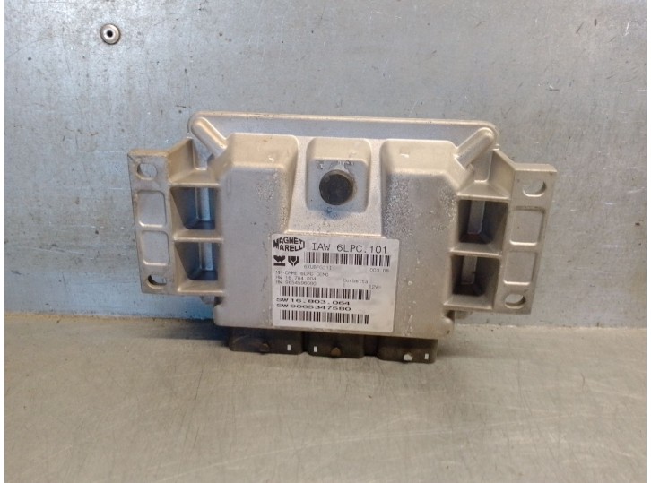 Recambio de centralita motor uce para peugeot 207 16v cat (kfu / et3j4) referencia OEM IAM 9654596080  MAGNETI MARELLI