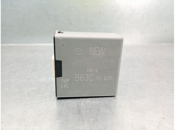 Recambio de modulo electronico para mazda 3 lim. (bl) 2.2 turbodiesel cat referencia OEM IAM B63C51225  