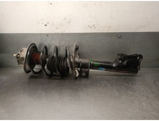 Recambio de amortiguador delantero derecho para mercedes-benz clase a (w168) 190 (168.032) referencia OEM IAM A1683201230 A16832