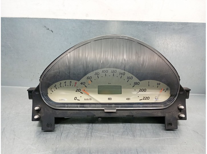 Recambio de cuadro instrumentos para mercedes-benz clase a (w168) 190 (168.032) referencia OEM IAM A1685407211 A1685407211 