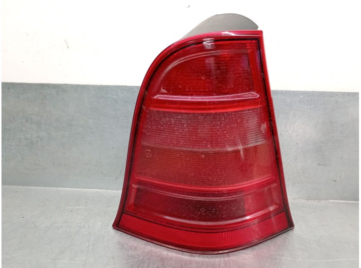 Recambio de piloto trasero derecho para mercedes-benz clase a (w168) 190 (168.032) referencia OEM IAM A1688201064 A1688201064 