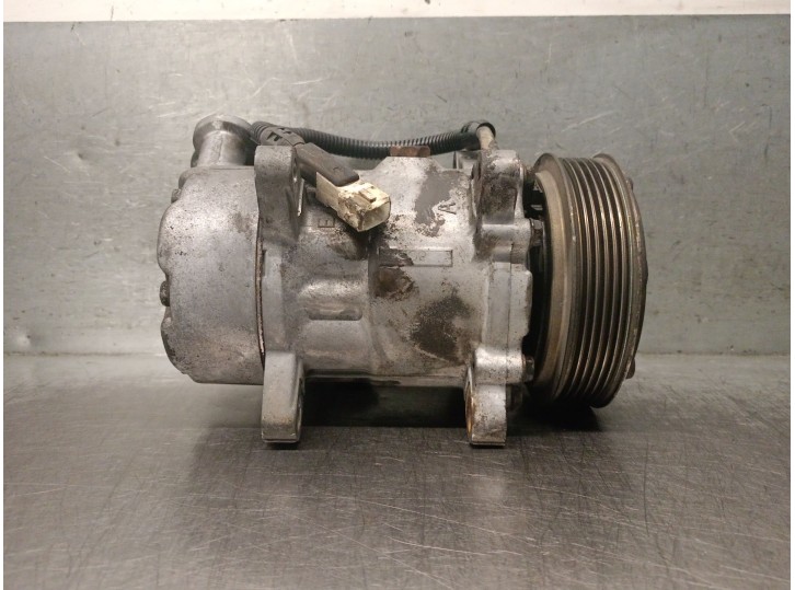 Replacement air conditioning compressor for Citroën Xsara saloon 1.6 16v cat (nfu / tu5jp4) OEM IAM reference 6453FR 6453FR 