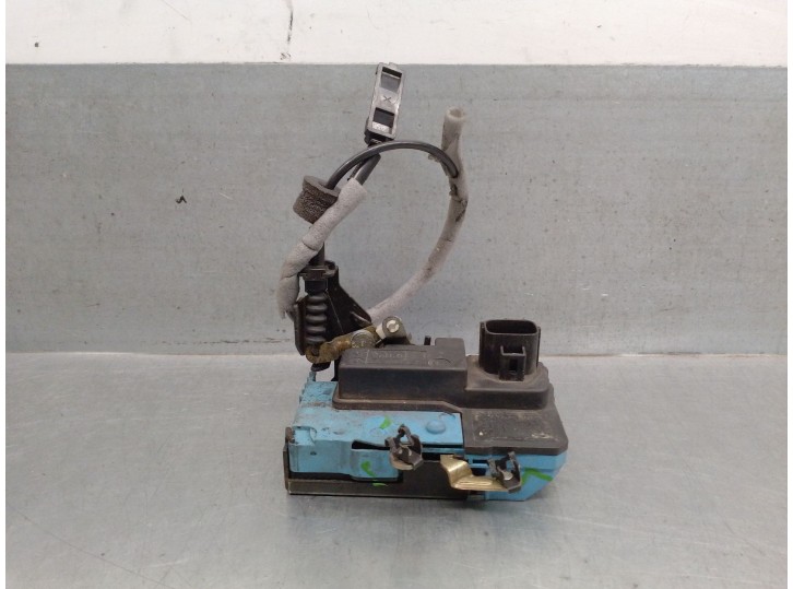 Recambio de cerradura puerta delantera izquierda para volvo xc90 2.5 20v turbo cat referencia OEM IAM 30699746 30699746 