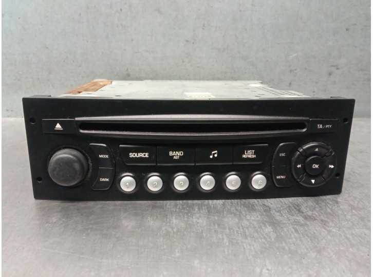 Recambio de sistema audio / radio cd para citroën c3 1.4 hdi referencia OEM IAM 96624490XT 6239L4 