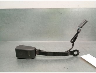 Replacement front left seatbelt buckle for Mazda 3 lim. (BL) 2.2 turbodiesel cat OEM IAM reference B6YC57680 