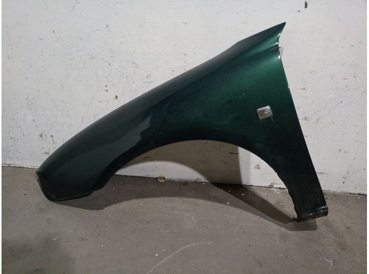 Recambio de aleta delantera izquierda para mg serie 25 (rf) 1.6 16v cat referencia OEM IAM 5697723  