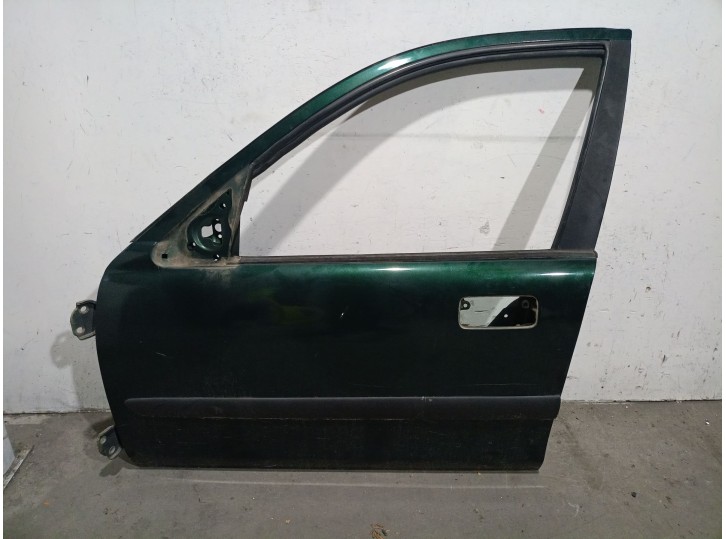 Replacement front left door for MG Series 25 (RF) 1.6 16V cat OEM IAM reference 5697822 