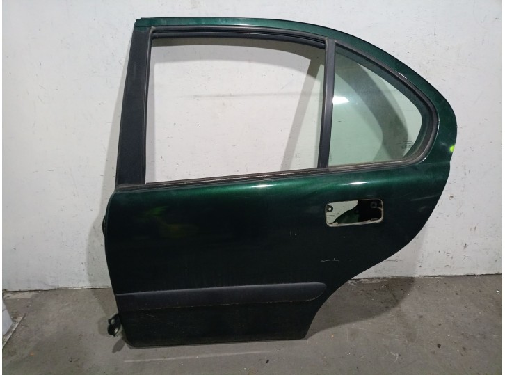Replacement rear left door for MG Series 25 (RF) 1.6 16V cat OEM IAM reference 5697825 