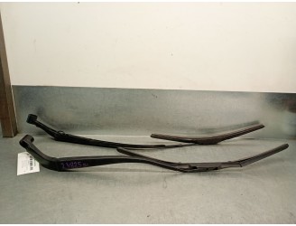 Recambio de brazo limpia delantero derecho para mazda 3 lim. (bl) 2.2 turbodiesel cat referencia OEM IAM BHS367321 BHS367321 