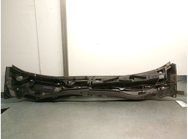 Recambio de torpedo para mazda 3 lim. (bl) 2.2 turbodiesel cat referencia OEM IAM BHN9507PI BHN9507PI 