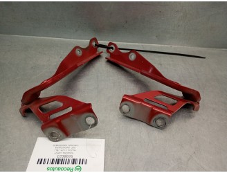 Recambio de bisagra capot para mazda 3 lim. (bl) 2.2 turbodiesel cat referencia OEM IAM B45A52410A B45A52410A 