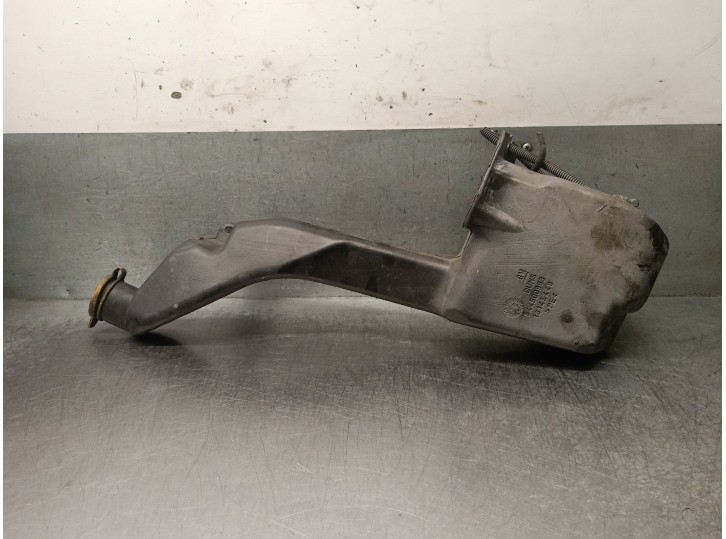 Recambio de deposito limpia para opel zafira b 1.9 cdti referencia OEM IAM 13145448 1450217 644500993 DUNS