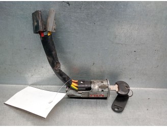 Recambio de conmutador de arranque para renault master ii furgoneta (fd) 2.8 dti referencia OEM IAM 7701469773 7701469773 