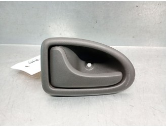 Recambio de maneta interior delantera izquierda para renault master ii furgoneta (fd) 2.8 dti referencia OEM IAM 7700415408 7700