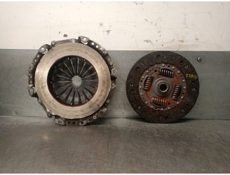 Replacement clutch kit for Peugeot 207 16V CAT (KFU / ET3J4) OEM IAM reference 2004AK 2004AK 