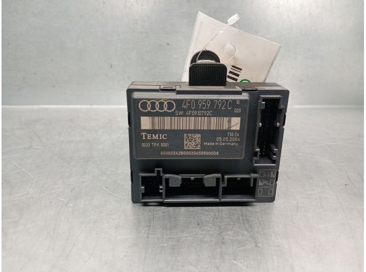Recambio de centralita cierre para audi a6 berlina (4f2) 3.0 v6 24v tdi referencia OEM IAM 4F0959792C 003TFK0001 TEMIC