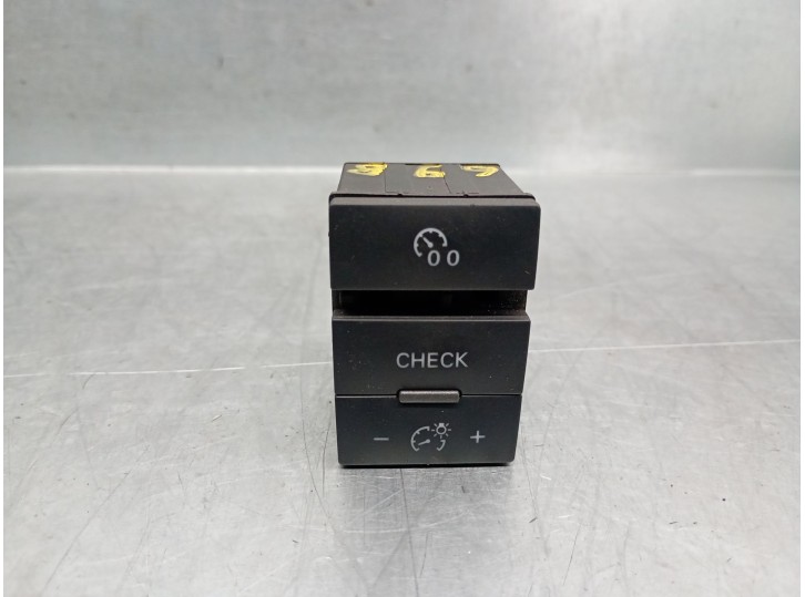 Recambio de mando para audi a6 berlina (4f2) 3.0 v6 24v tdi referencia OEM IAM 4F0927123A 4F0927123A 