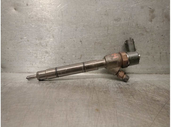 Recambio de inyector para hyundai getz (tb) 1.5 crdi cat referencia OEM IAM 0445110256 