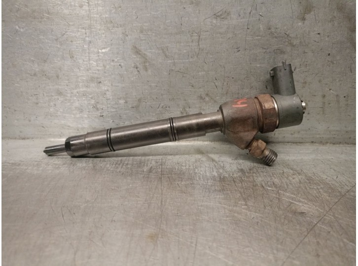 Recambio de inyector para hyundai getz (tb) 1.5 crdi cat referencia OEM IAM 0445110256 