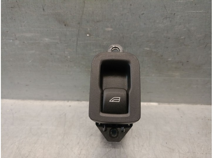 Recambio de mando elevalunas trasero izquierdo para volvo xc60 i suv (156) d5 awd referencia OEM IAM 31272013 31272013 