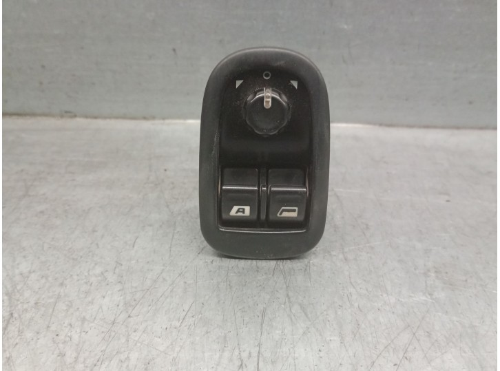 Recambio de mando elevalunas delantero izquierdo para citroën jumpy 2.0 hdi referencia OEM IAM 96316140XT 6554WH 