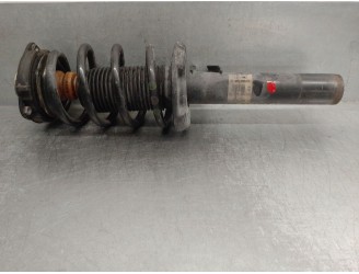 Recambio de amortiguador delantero izquierdo para audi a3 (8p) 2.0 tdi referencia OEM IAM 824984000375 1K0413031AT SACHS