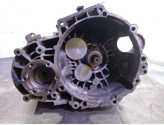 Recambio de caja cambios para volkswagen passat berlina (3c2) 2.0 tdi referencia OEM IAM KXX 02Q300042S 1405240265
