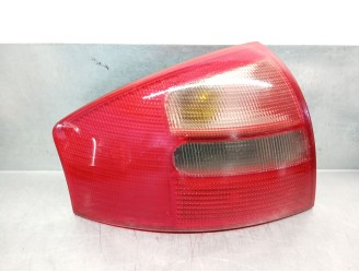 PILOTO TRASERO IZQUIERDO 4B5945095 