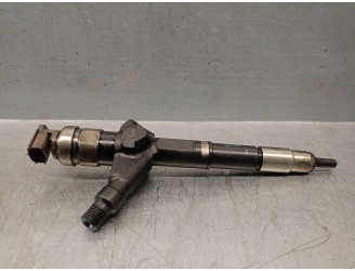 Recambio de inyector para nissan pathfinder (r51) 2.5 dci diesel cat referencia OEM IAM 16600EB300 DENSO