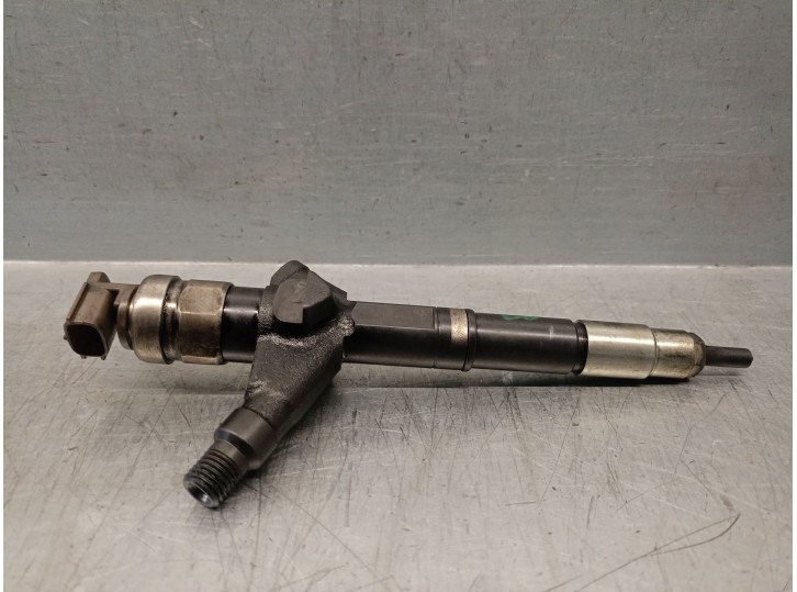 Recambio de inyector para nissan pathfinder (r51) 2.5 dci diesel cat referencia OEM IAM 16600EB300 DENSO